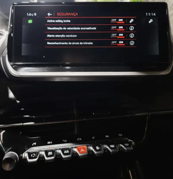 Peugeot 2008 1.2 PureTech Allure Pack 23