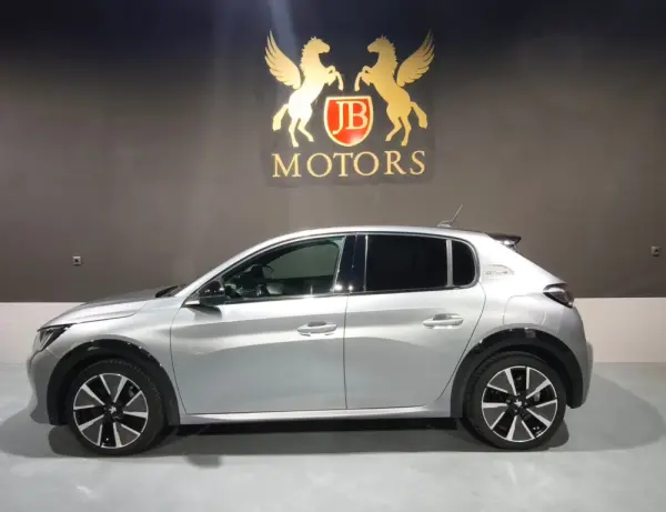 Peugeot 208 1.5 BlueHDi GT Line 1