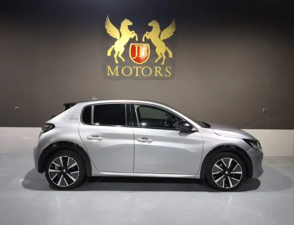 Peugeot 208 1.5 BlueHDi GT Line 4
