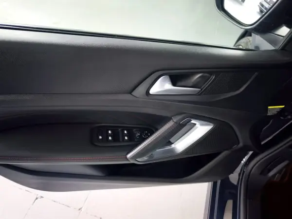 Peugeot 308 GT Line 9