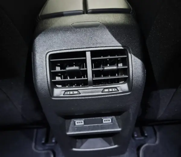 Peugeot 308 SW 1.6 Hybrid Active e-EAT8 19