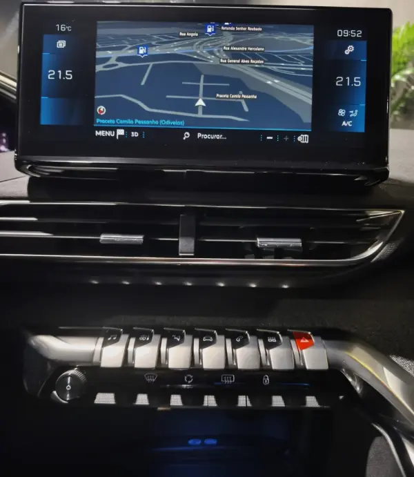 Peugeot 5008 1.5 BlueHDi Allure Pack EAT8 17