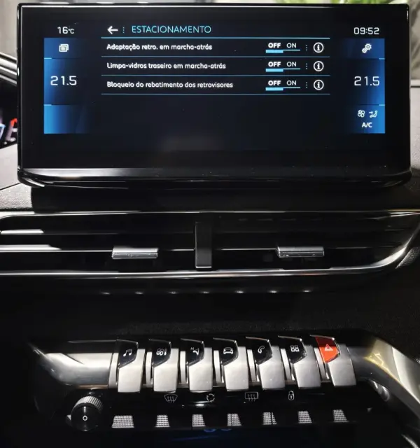 Peugeot 5008 1.5 BlueHDi Allure Pack EAT8 22