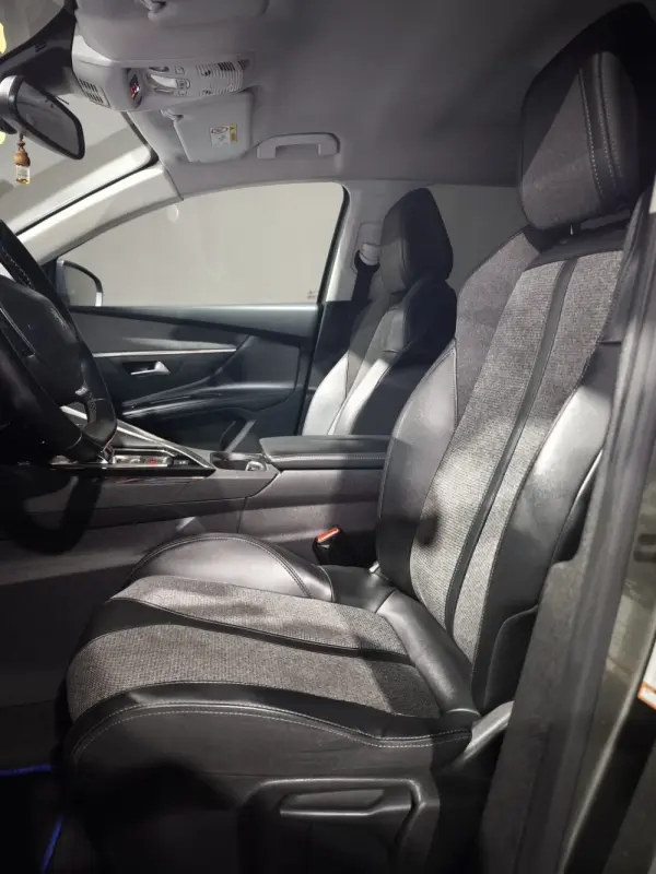 Peugeot 5008 Grip Control 10
