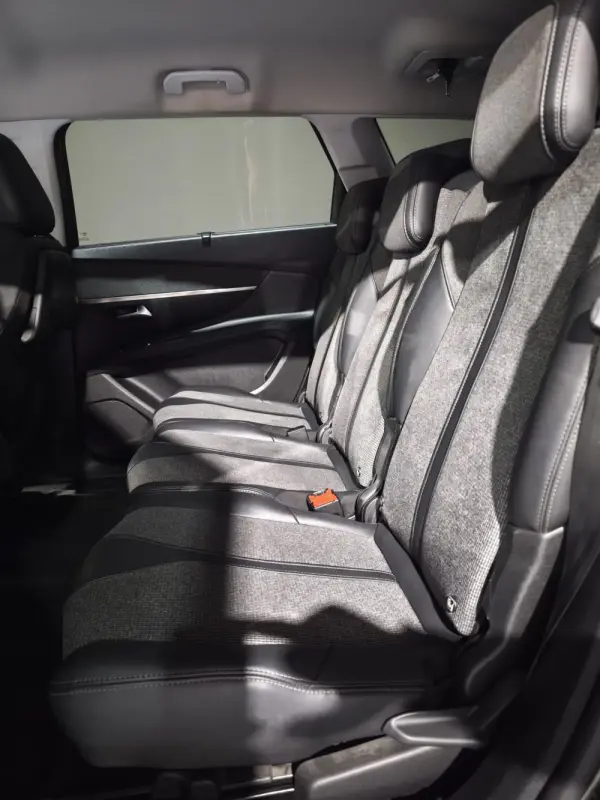 Peugeot 5008 Grip Control 11
