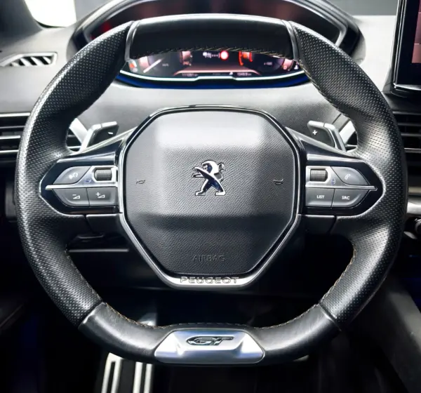 Peugeot 5008 1.5 BlueHDi GT Pack EAT8 17