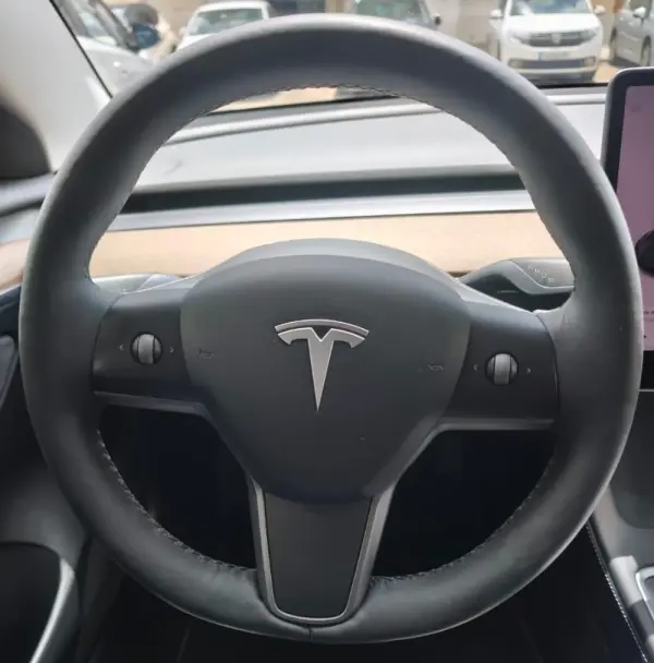 Tesla Model 3 Dual Motor Long Range 5
