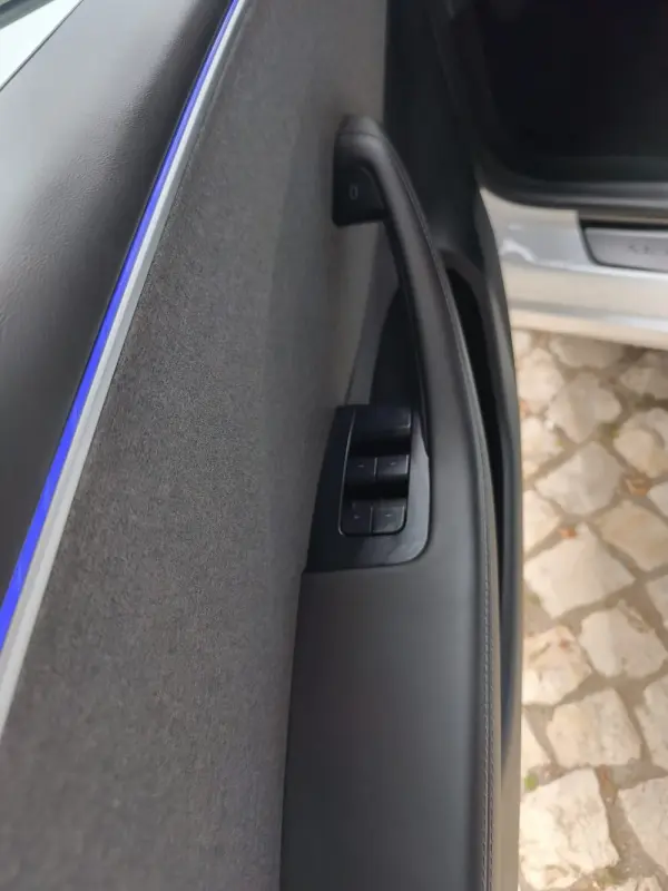 Tesla Model 3 Tração Traseira Premium 7