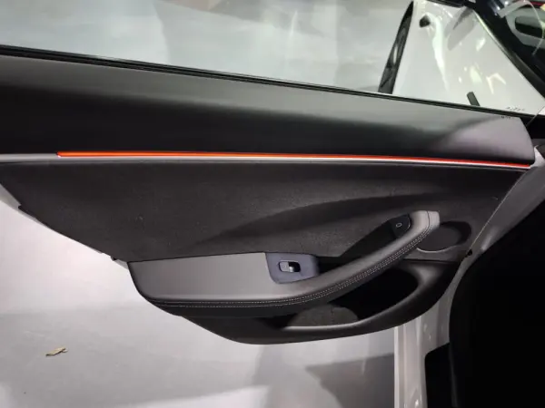 Tesla Model 3 Tração Traseira Standard 11