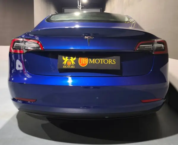 Tesla Model 3 Standrad RWD Plus 5