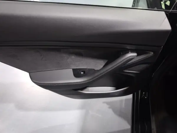 Tesla Model 3 Standard 13
