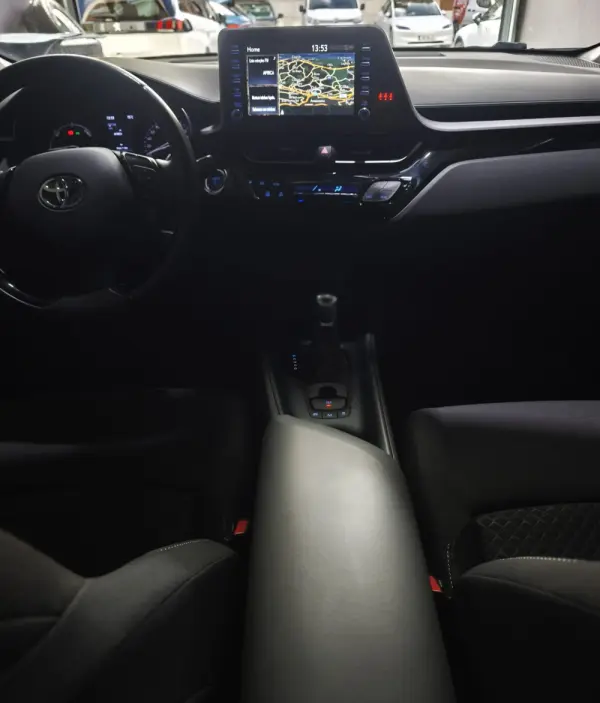 Toyota C-HR 1.8 Hybrid Comfort 13