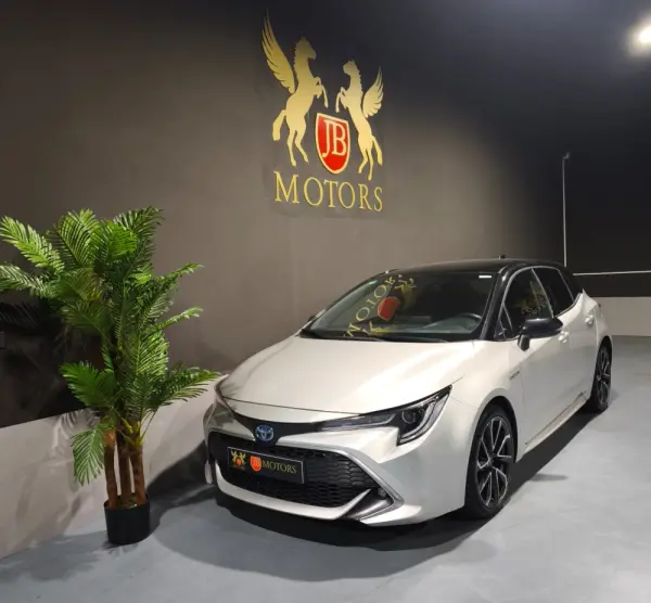 Toyota Corolla 1.8 Hybrid Comfort+P.Sport 1