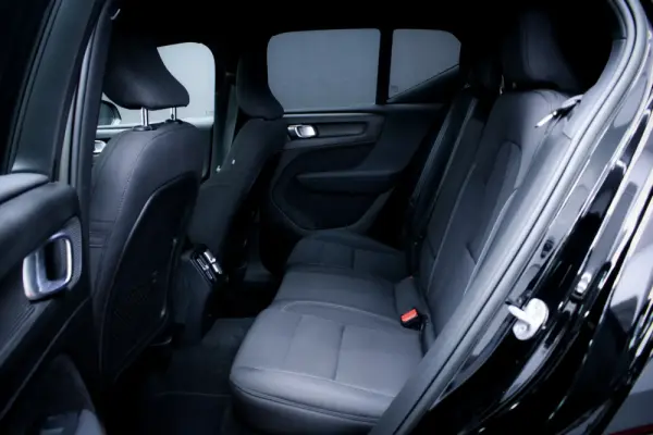 Volvo XC 40 Recharge 69 kWh Single Motor Core 11
