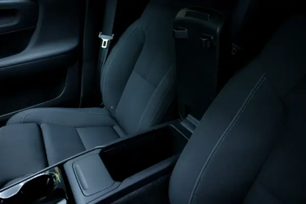 Volvo XC 40 Recharge 69 kWh Single Motor Core 16