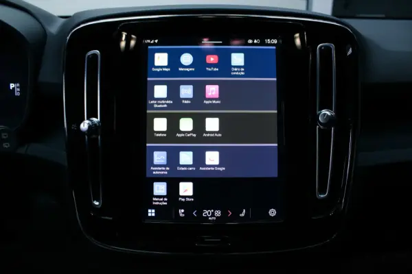 Volvo XC 40 Recharge 69 kWh Single Motor Core 19