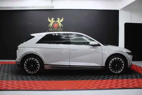 Hyundai Ioniq 5 73kWh Plug & Power+Tejadilho Solar 12