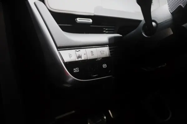 Hyundai Ioniq 5 73kWh Plug & Power+Tejadilho Solar 13