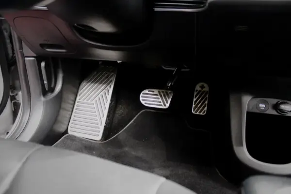 Hyundai Ioniq 5 73kWh Plug & Power+Tejadilho Solar 15
