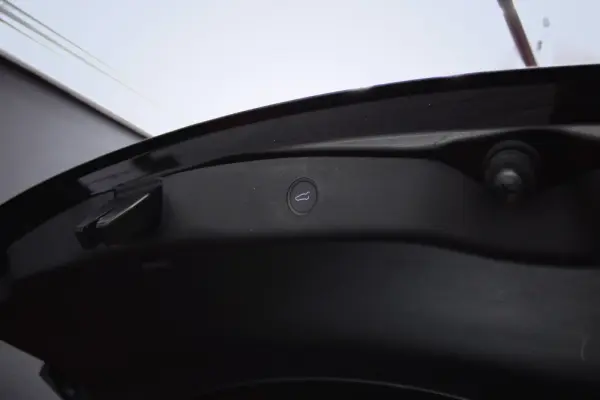 Tesla Model 3 Performance Dual Motor AWD 2