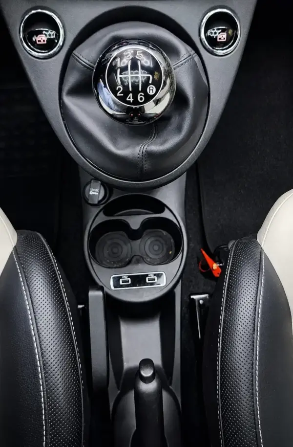 Fiat 500 1.0 Hybrid Sport 11