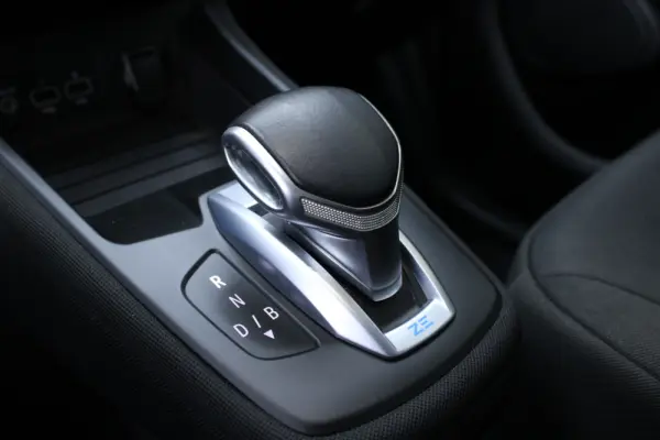 Renault Zoe (c/ Bateria) E-Tech EV50 Equilibre 12