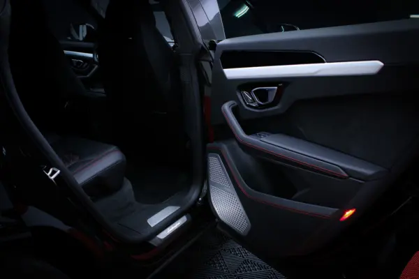 Lamborghini Urus 4.0 V8 28