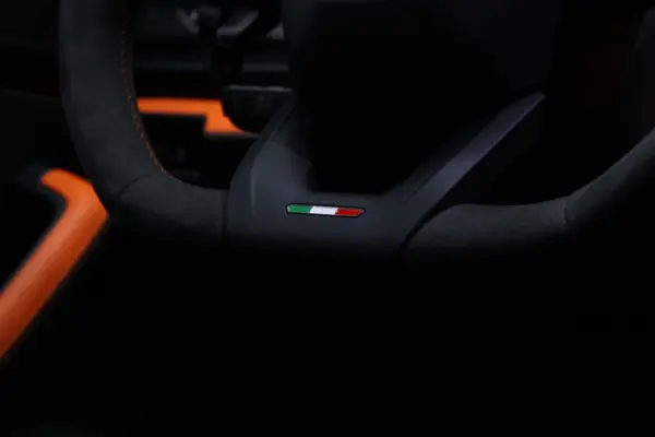 Lamborghini Urus 4.0 V8 SE 20
