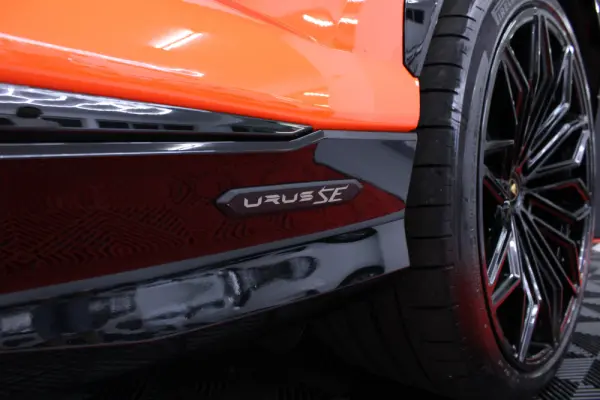 Lamborghini Urus 4.0 V8 SE 10