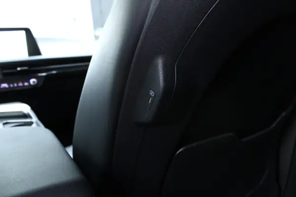 Kia EV6 77,4-kWh 19