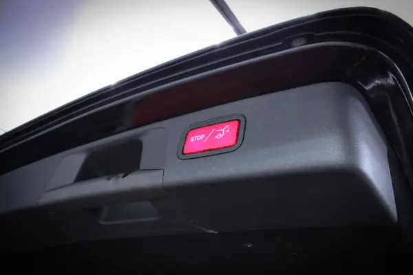 Mercedes-Benz E 300 de AMG Line 4Matic 6