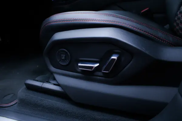 Lamborghini Urus 4.0 V8 25