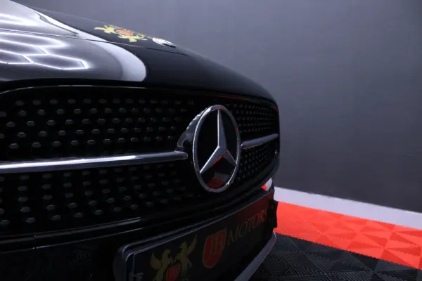 Mercedes-Benz E 300 de AMG Line 4Matic 9