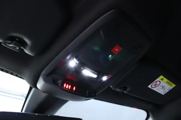 Peugeot e-208 50 kWh GT Line 9