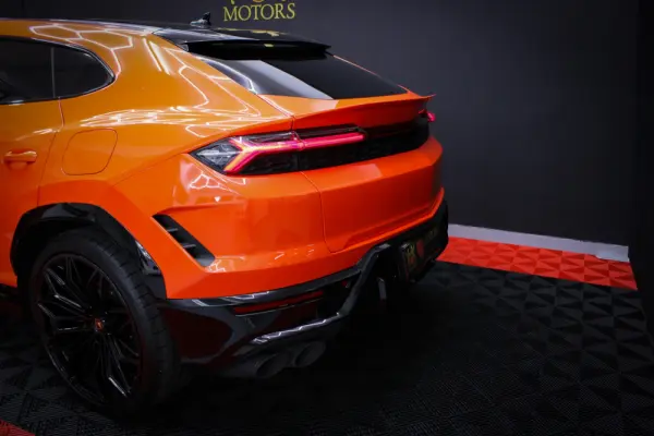 Lamborghini Urus 4.0 V8 SE 3