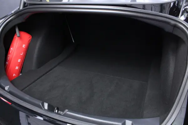 Tesla Model 3 Standard Range Plus RWD 6