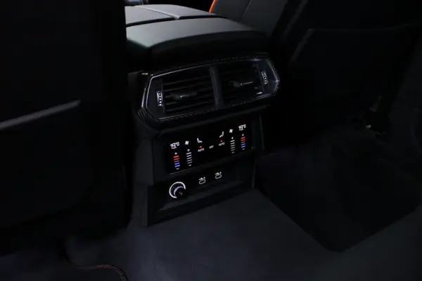 Lamborghini Urus 4.0 V8 SE 48