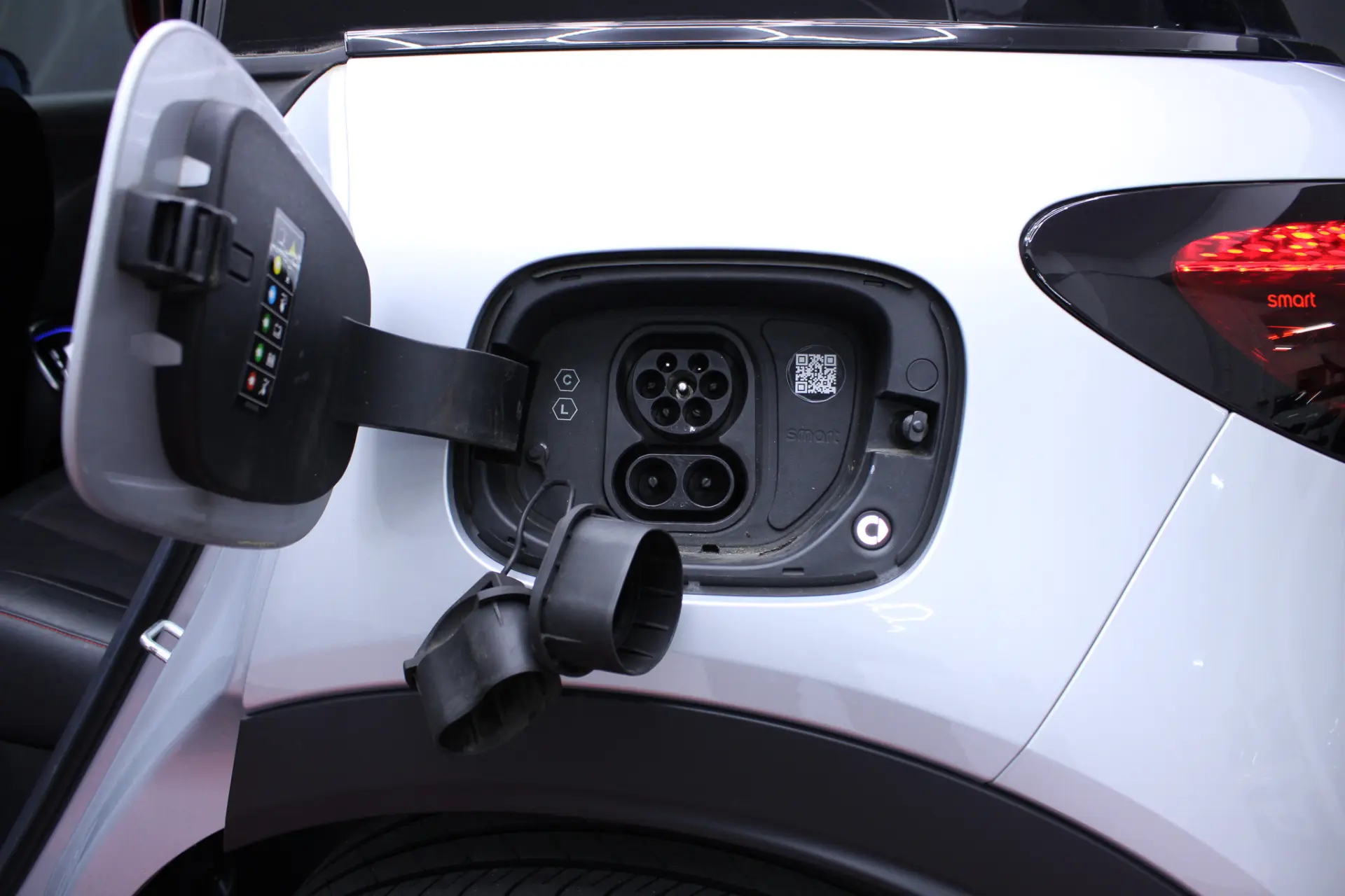 Smart #1 66 kWh Brabus AWD 14