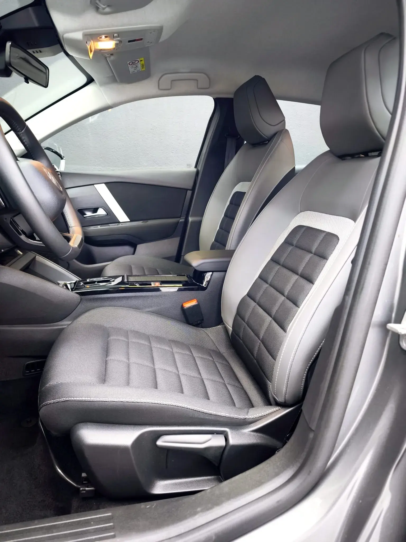 Citroen C4 Hybrid Plus e-DSC6 11