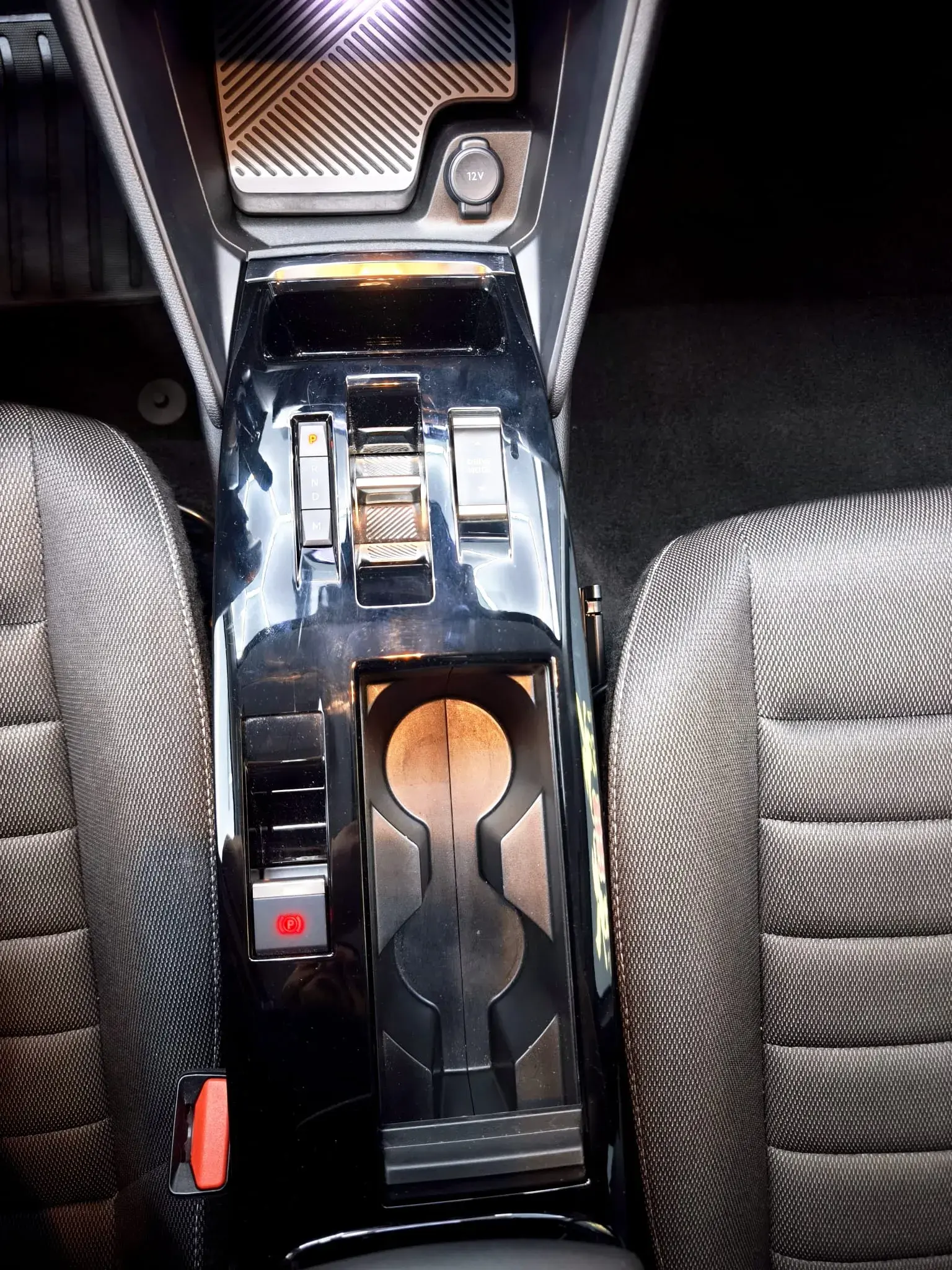 Citroen C4 Hybrid Plus e-DSC6 16