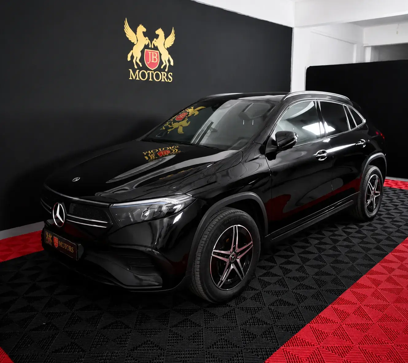 Mercedes-Benz EQA 250 AMG Line 2