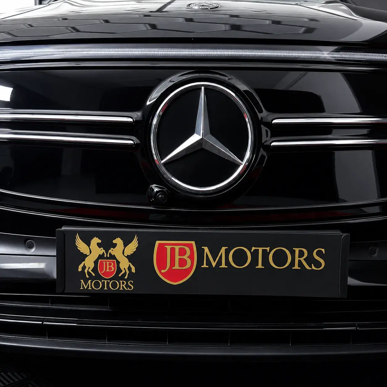 Mercedes-Benz EQA 250 AMG Line 8