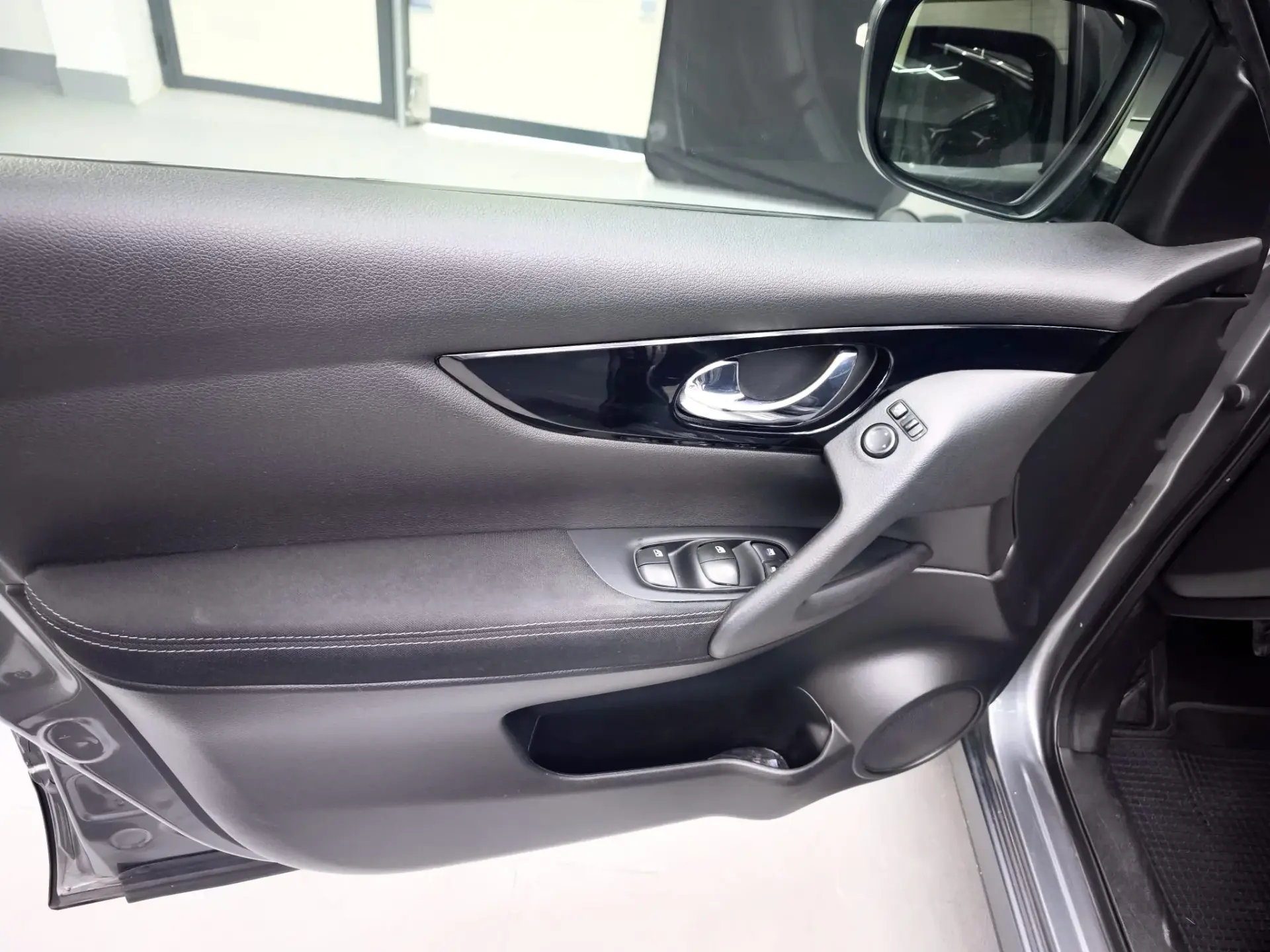 Nissan Qashqai 1.5 dCi Acenta Nissan Connect 9