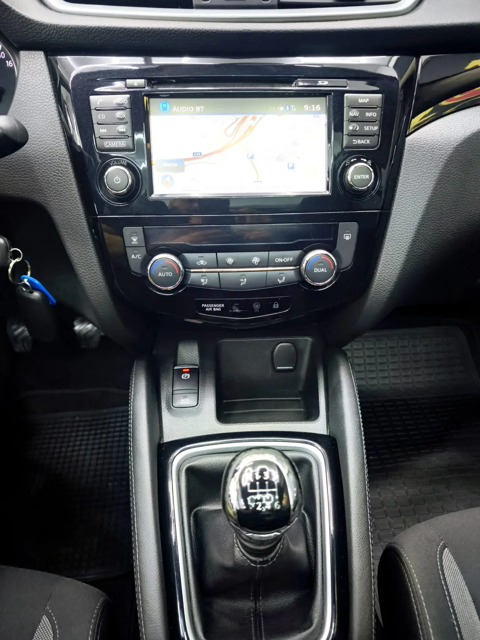 Nissan Qashqai 1.5 dCi Acenta Nissan Connect 16
