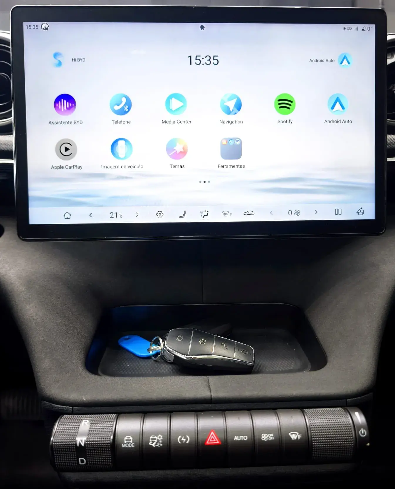 BYD Dolphin 60.4 kWh Design 33