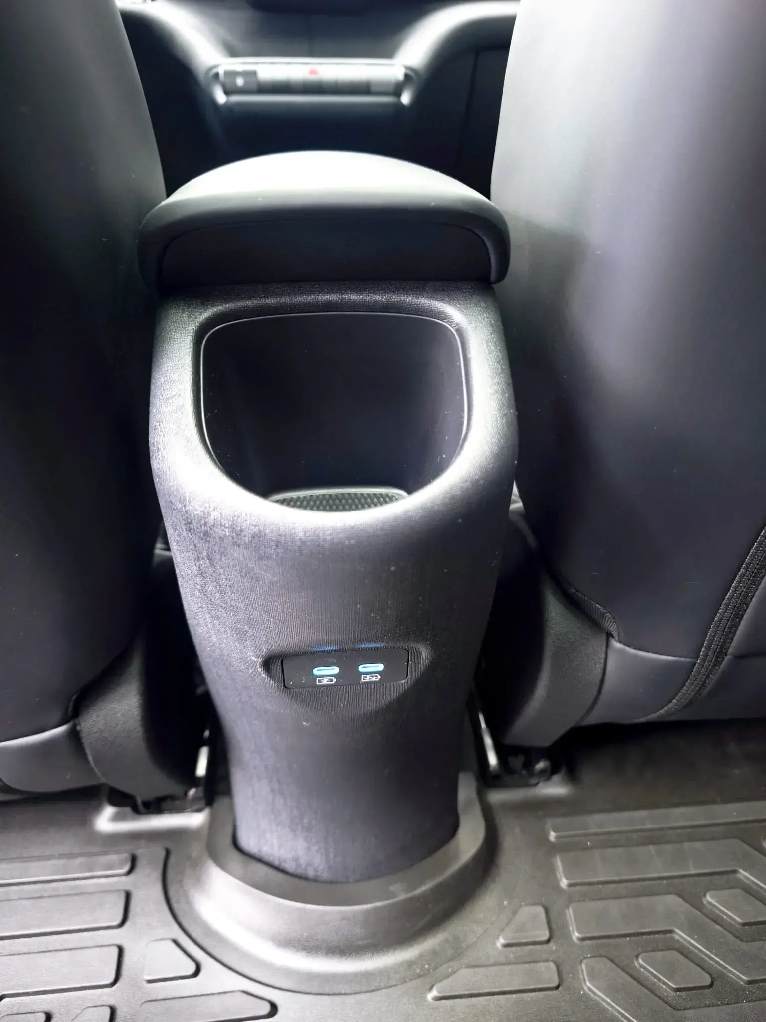 BYD Dolphin 60.4 kWh Design 34