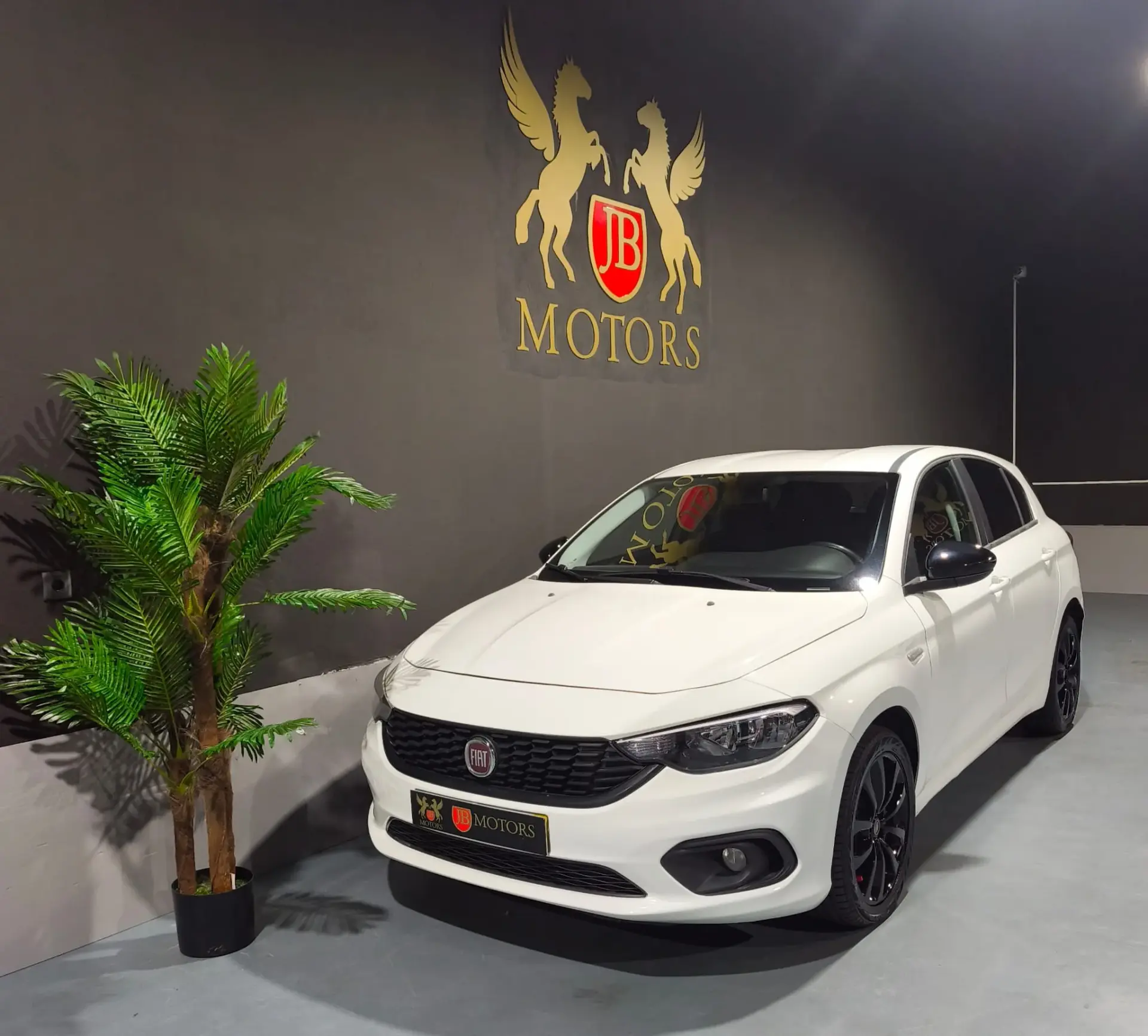 Fiat Tipo 1.3 M-Jet Street 1