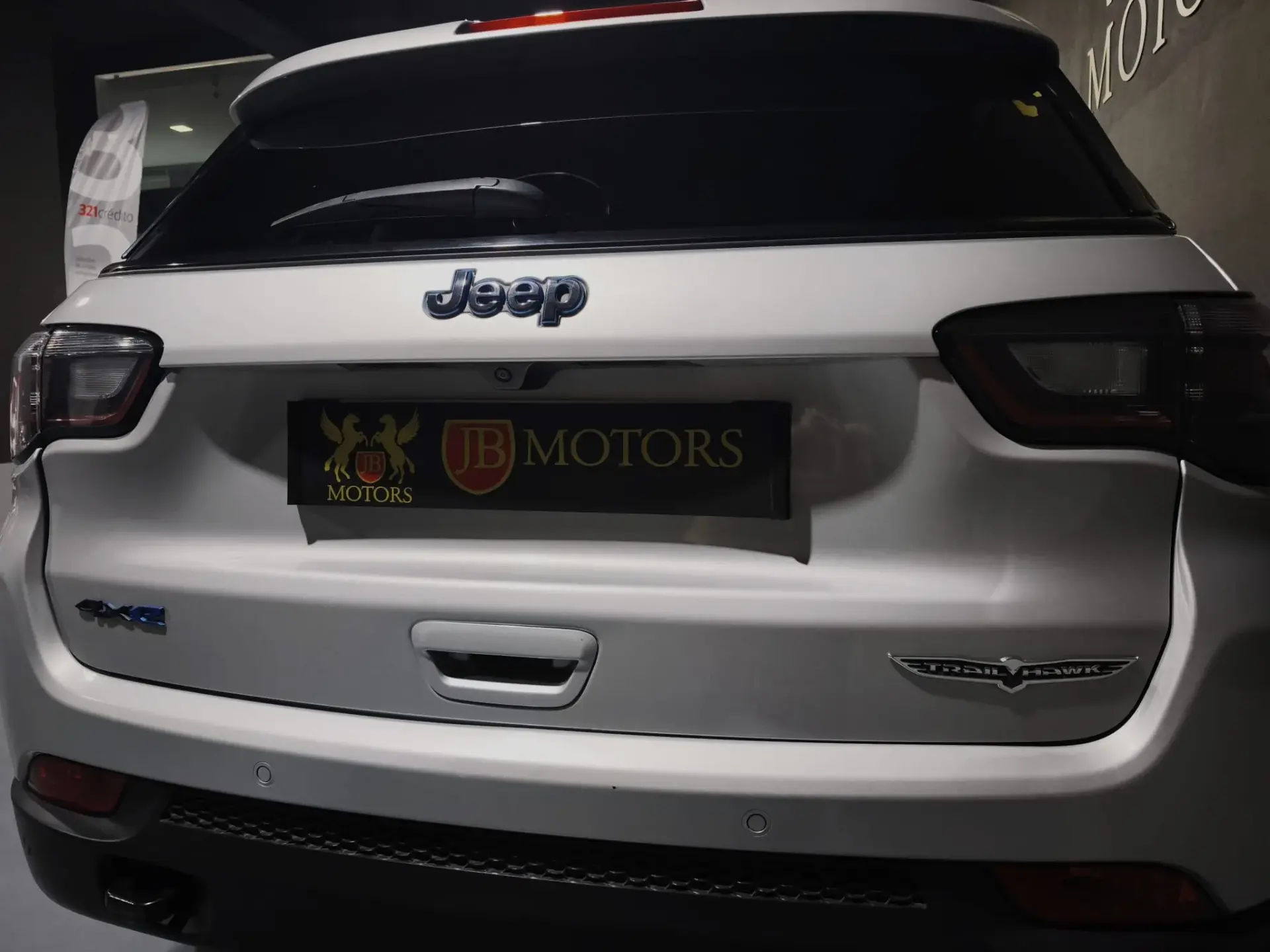 Jeep Compass 1.3 TG 4Xe Trailhawk 8