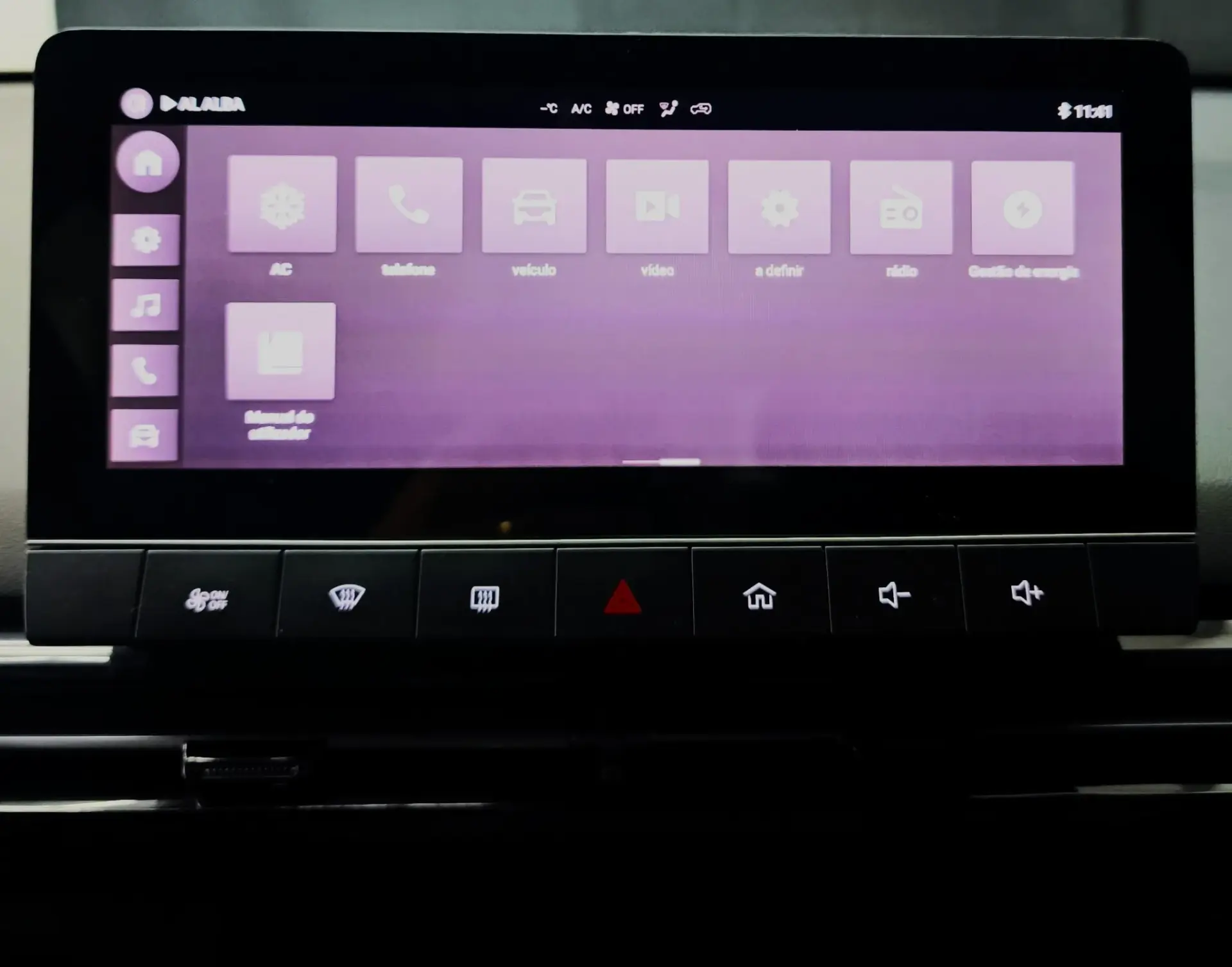 MG MG4 51 kWh Standard 19