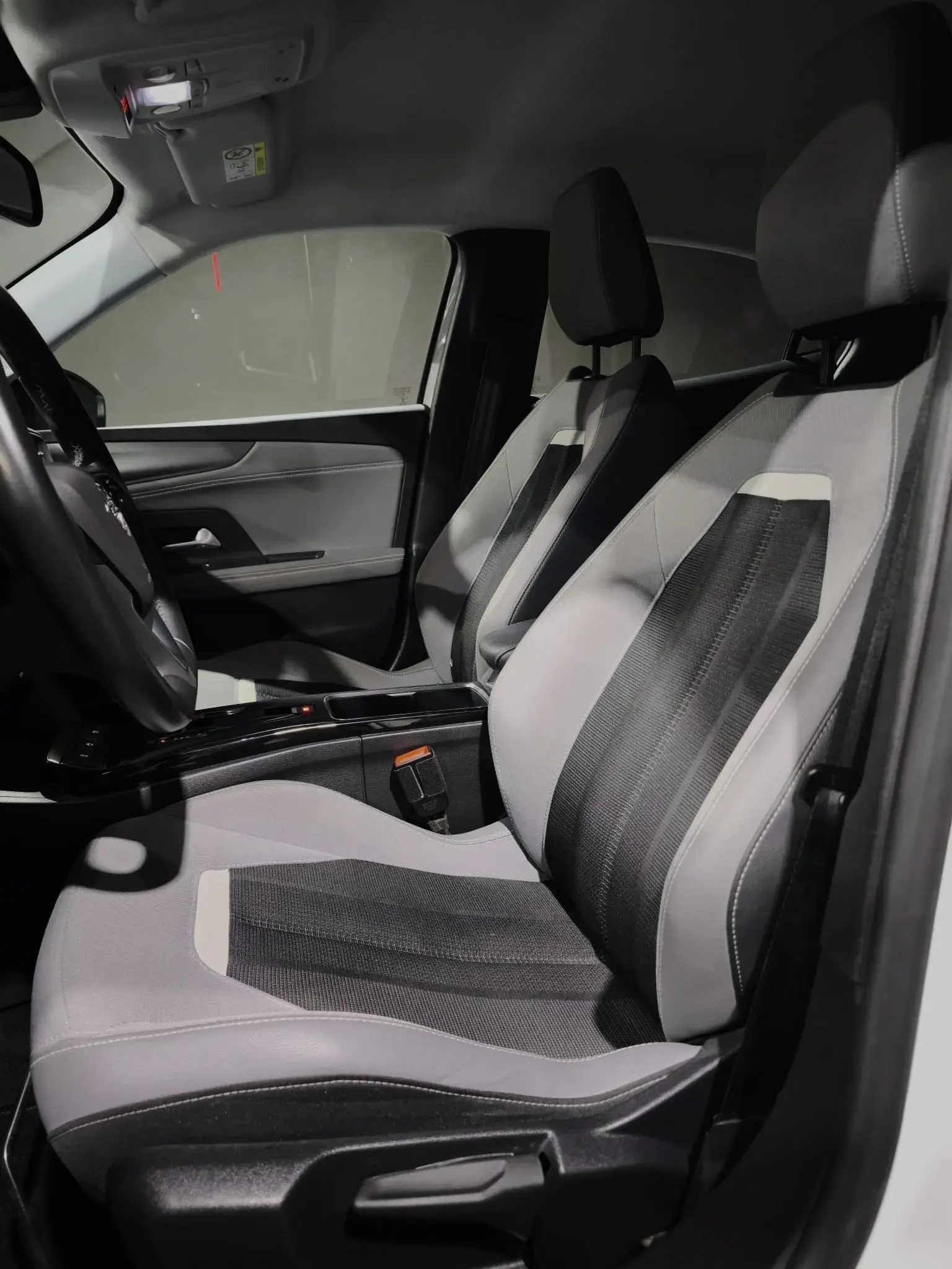 Opel Mokka 1.2 T Elegance AT 9